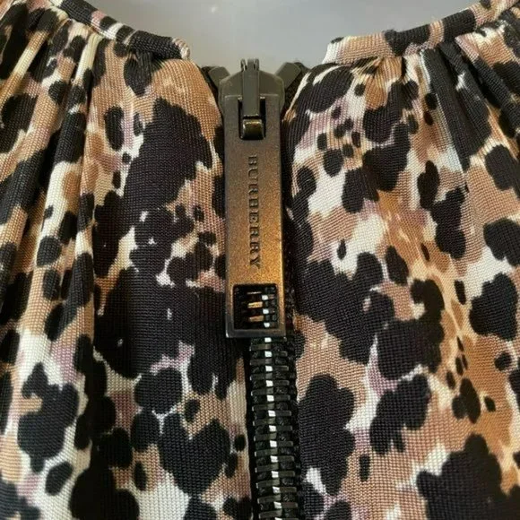 NWT Burberry Ladies Zip Front Sily Soft Tank Top Retail $695 - Picture 3 of 11